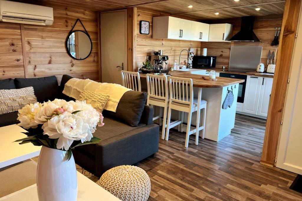 Chalet Et Jaccuzy Sur La Plage Biscarrosse Extérieur photo