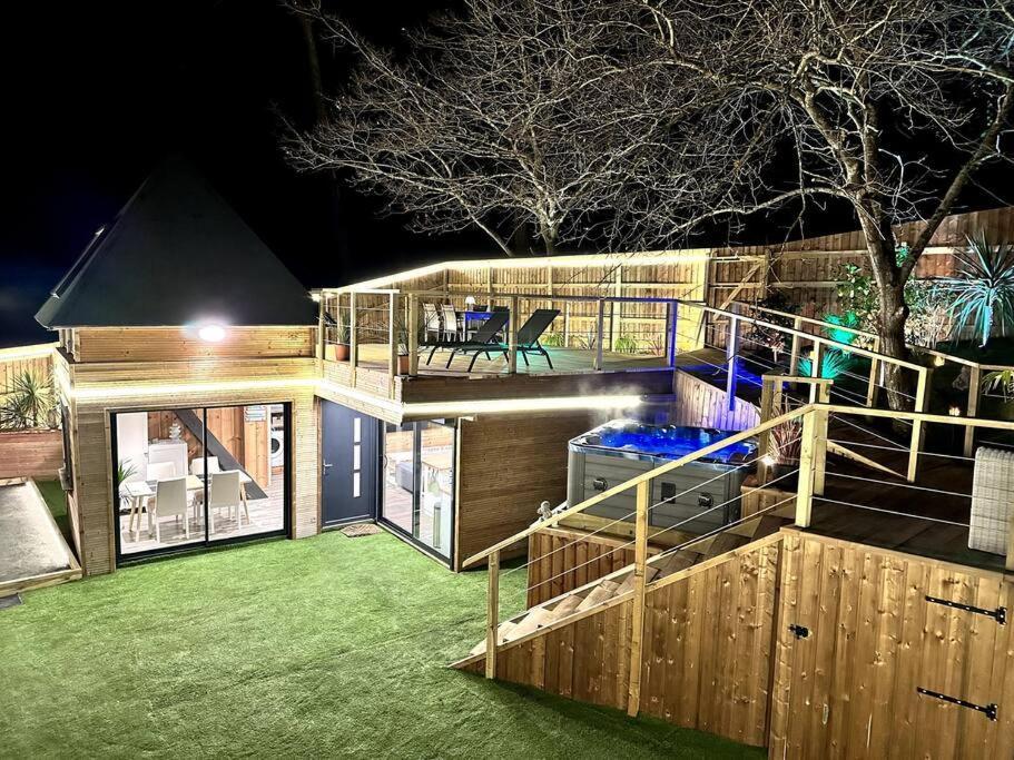 Chalet Et Jaccuzy Sur La Plage Biscarrosse Extérieur photo
